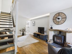 Sitting Room- click for photo gallery